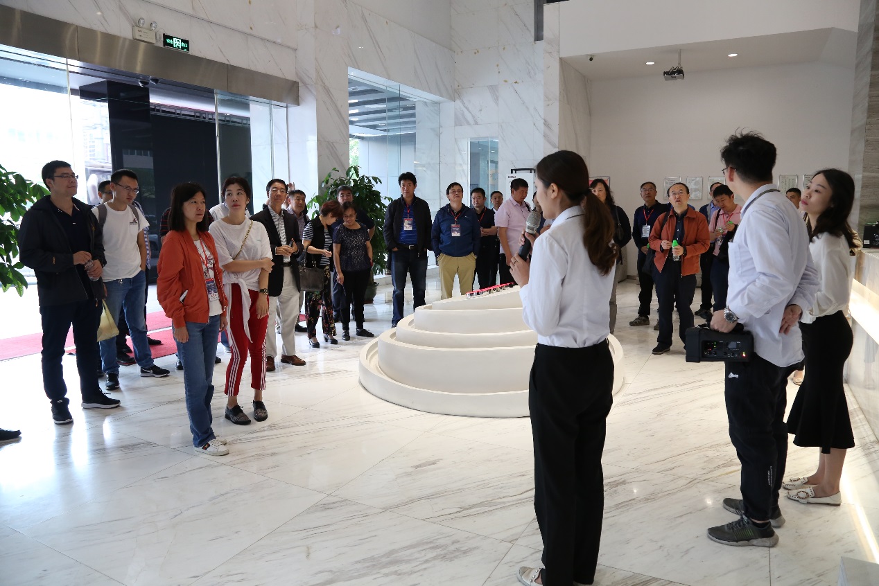 黑料不打烊
致力于扩大塑料管道及管件的应用范畴